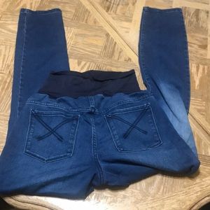 Old navy maternity skinny jeans